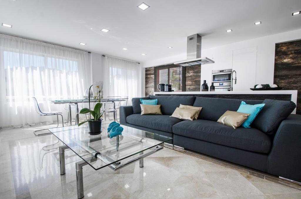Gorgeous 170 Sq.M. Penthouse With Sea View Terraces Appartement Benalmádena Buitenkant foto